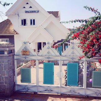 Là Nhà Homestay